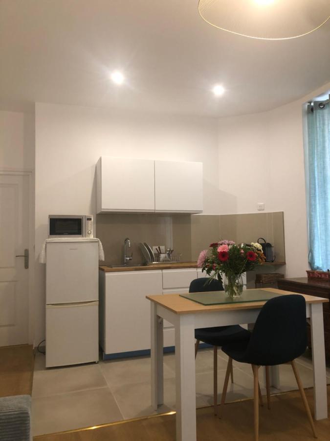 Appartement Meuble Tout Confort Chalon-sur-Saone Bagian luar foto